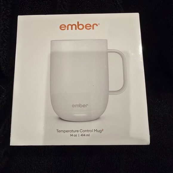 Ember White Temperature Control Mug² - Picture 4 of 4